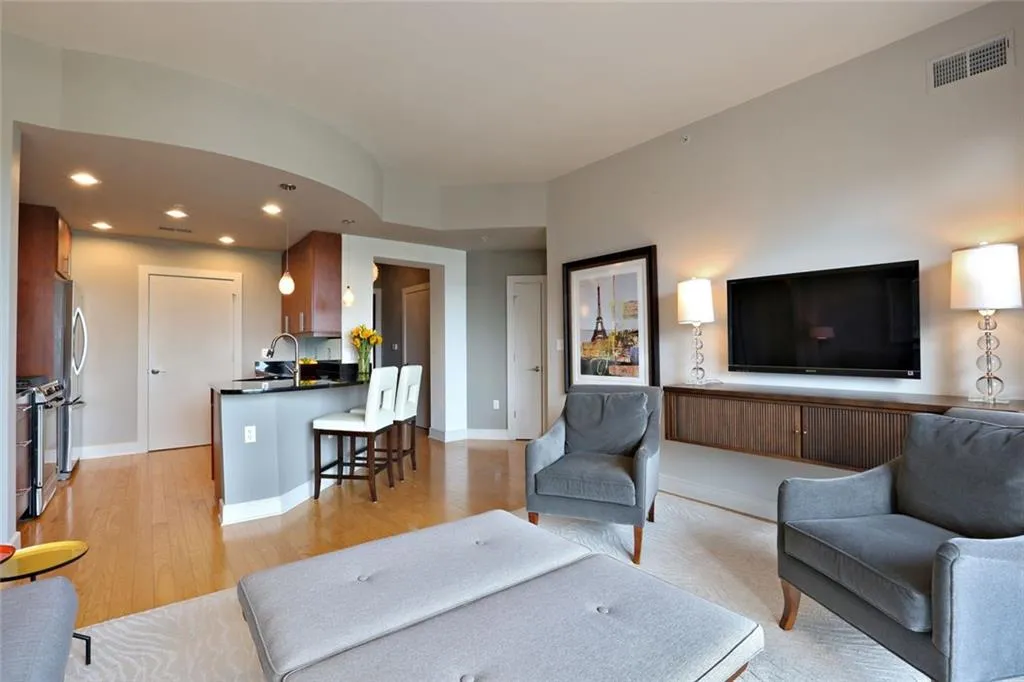 222 12th Street Ne Unit 1505, Atlanta, Georgia 30309, 2 Bedrooms Bedrooms, ,2 BathroomsBathrooms,Residential,Sold,222 12th Street Ne Unit 1505,5849580