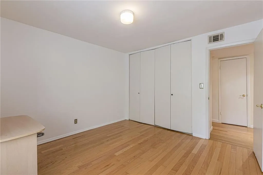 145 Northwood Drive Unit P12, Atlanta, Georgia 30342, 3 Bedrooms Bedrooms, ,2 BathroomsBathrooms,Residential,Sold,145 Northwood Drive Unit P12,7216363