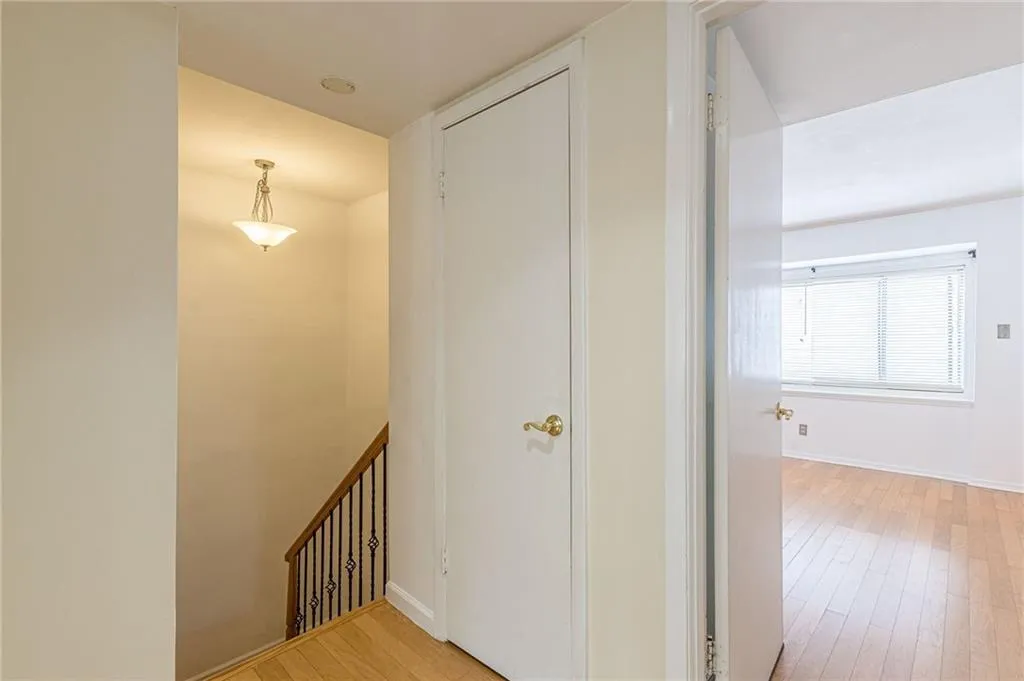 145 Northwood Drive Unit P12, Atlanta, Georgia 30342, 3 Bedrooms Bedrooms, ,2 BathroomsBathrooms,Residential,Sold,145 Northwood Drive Unit P12,7216363