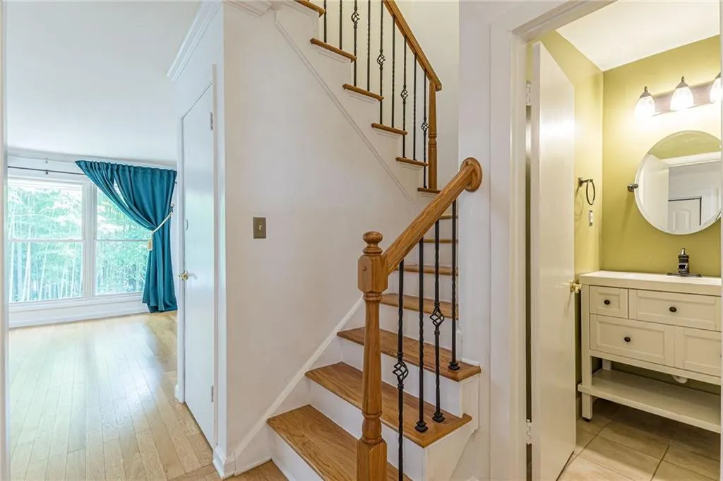 145 Northwood Drive Unit P12, Atlanta, Georgia 30342, 3 Bedrooms Bedrooms, ,2 BathroomsBathrooms,Residential,Sold,145 Northwood Drive Unit P12,7216363