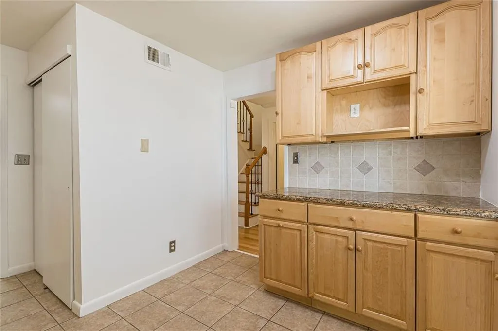 145 Northwood Drive Unit P12, Atlanta, Georgia 30342, 3 Bedrooms Bedrooms, ,2 BathroomsBathrooms,Residential,Sold,145 Northwood Drive Unit P12,7216363