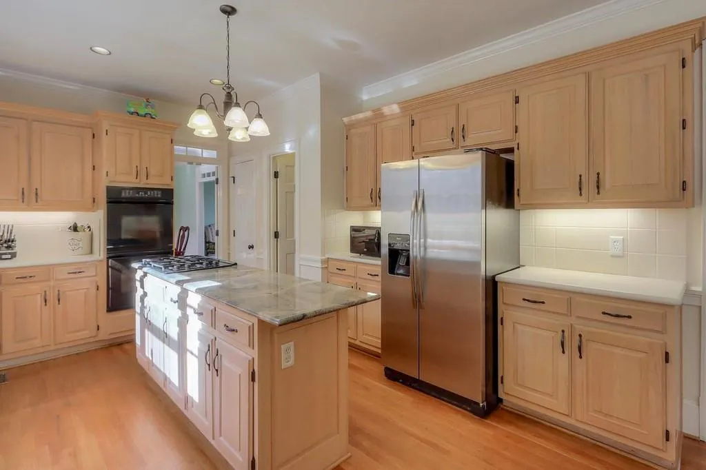 1775 Brandon Hall Drive, Sandy Springs, Georgia 30350, 5 Bedrooms Bedrooms, ,4 BathroomsBathrooms,Residential,Sold,1775 Brandon Hall Drive,6831040