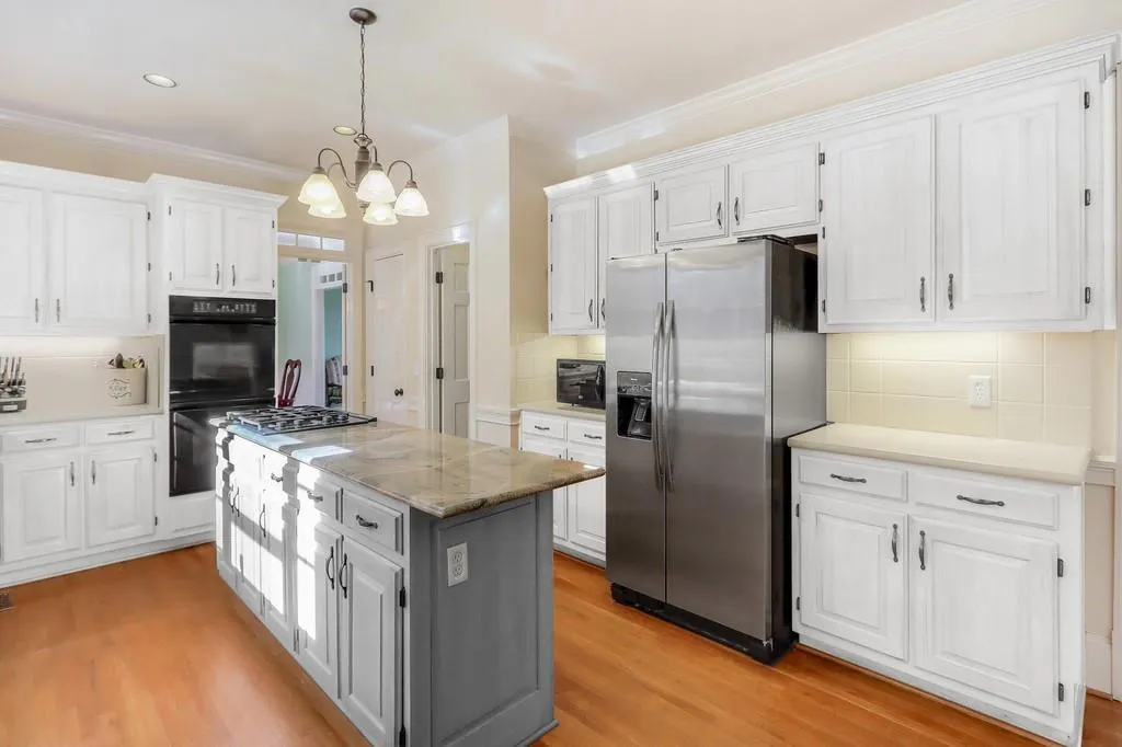 1775 Brandon Hall Drive, Sandy Springs, Georgia 30350, 5 Bedrooms Bedrooms, ,4 BathroomsBathrooms,Residential,Sold,1775 Brandon Hall Drive,6831040