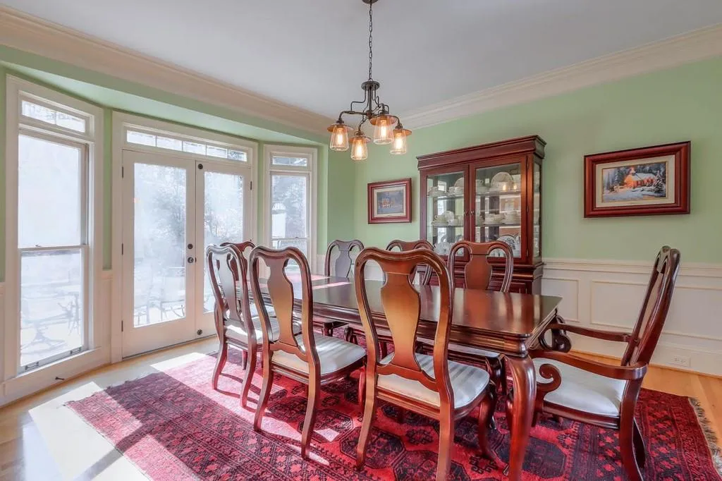1775 Brandon Hall Drive, Sandy Springs, Georgia 30350, 5 Bedrooms Bedrooms, ,4 BathroomsBathrooms,Residential,Sold,1775 Brandon Hall Drive,6831040