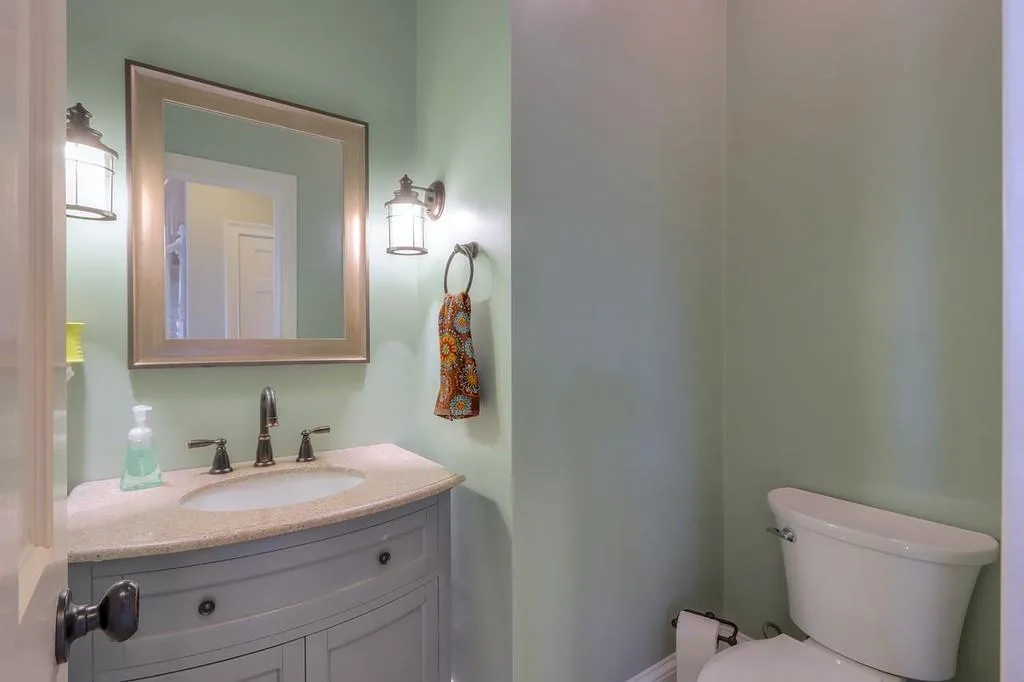 1775 Brandon Hall Drive, Sandy Springs, Georgia 30350, 5 Bedrooms Bedrooms, ,4 BathroomsBathrooms,Residential,Sold,1775 Brandon Hall Drive,6831040
