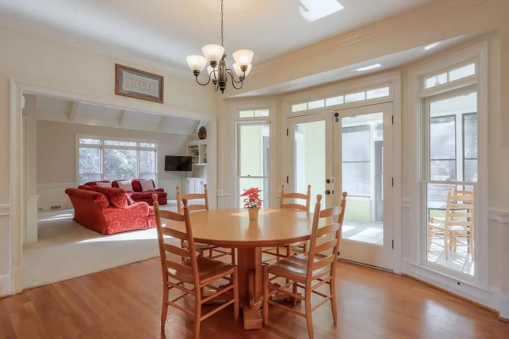 1775 Brandon Hall Drive, Sandy Springs, Georgia 30350, 5 Bedrooms Bedrooms, ,4 BathroomsBathrooms,Residential,Sold,1775 Brandon Hall Drive,6831040