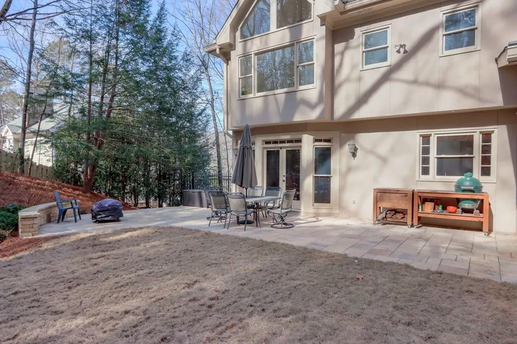 1775 Brandon Hall Drive, Sandy Springs, Georgia 30350, 5 Bedrooms Bedrooms, ,4 BathroomsBathrooms,Residential,Sold,1775 Brandon Hall Drive,6831040