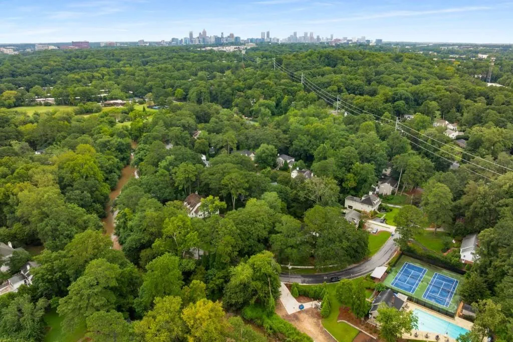 1370 Hanover West Drive, Atlanta, Georgia 30327, 4 Bedrooms Bedrooms, ,4 BathroomsBathrooms,Residential,For Sale,1370 Hanover West Drive,7628751