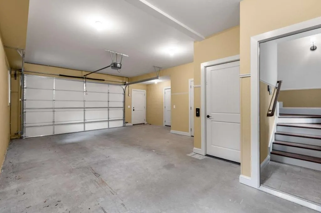 1370 Hanover West Drive, Atlanta, Georgia 30327, 4 Bedrooms Bedrooms, ,4 BathroomsBathrooms,Residential,For Sale,1370 Hanover West Drive,7628751