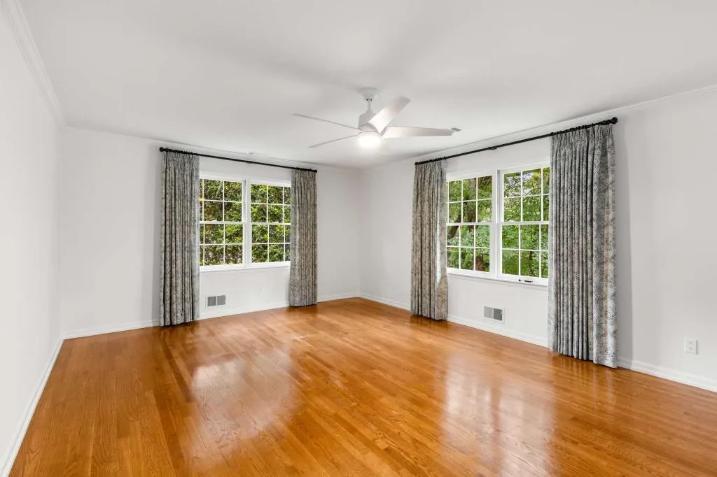 1370 Hanover West Drive, Atlanta, Georgia 30327, 4 Bedrooms Bedrooms, ,4 BathroomsBathrooms,Residential,For Sale,1370 Hanover West Drive,7628751