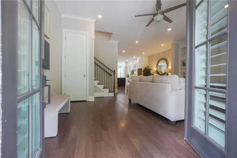 5836 Sandy Springs Circle, Sandy Springs, Georgia 30328, 3 Bedrooms Bedrooms, ,4 BathroomsBathrooms,Residential,For Sale,5836 Sandy Springs Circle,7637002