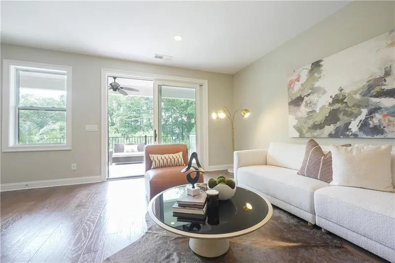 5836 Sandy Springs Circle, Sandy Springs, Georgia 30328, 3 Bedrooms Bedrooms, ,4 BathroomsBathrooms,Residential,For Sale,5836 Sandy Springs Circle,7637002