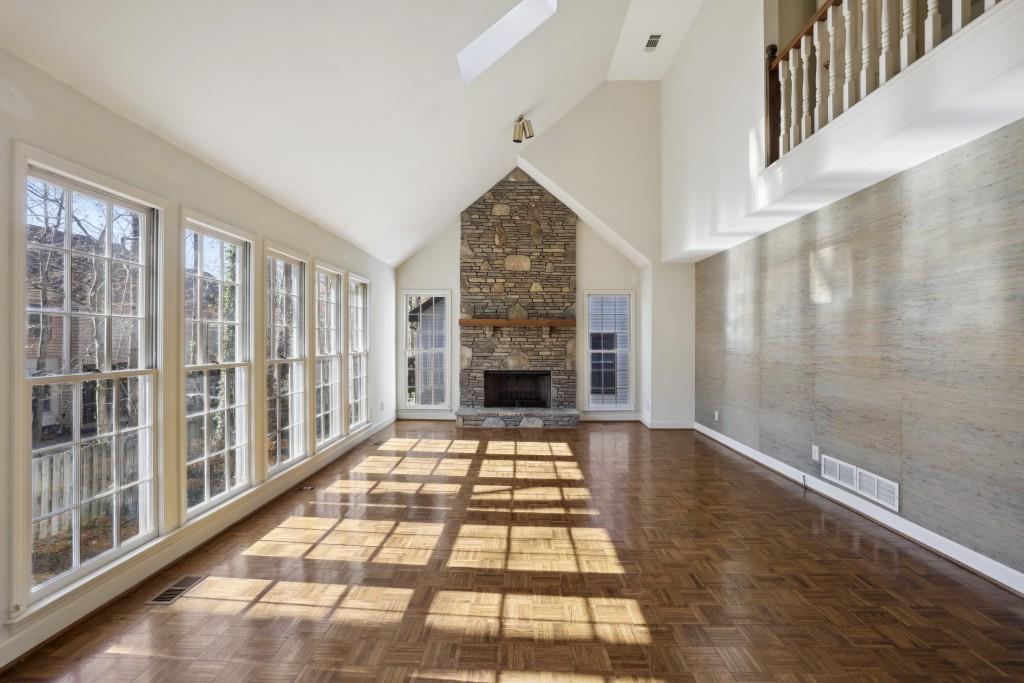 7460 Talbot Colony, Sandy Springs, Georgia 30328, 3 Bedrooms Bedrooms, ,3 BathroomsBathrooms,Residential,For Sale,7460 Talbot Colony,7329607