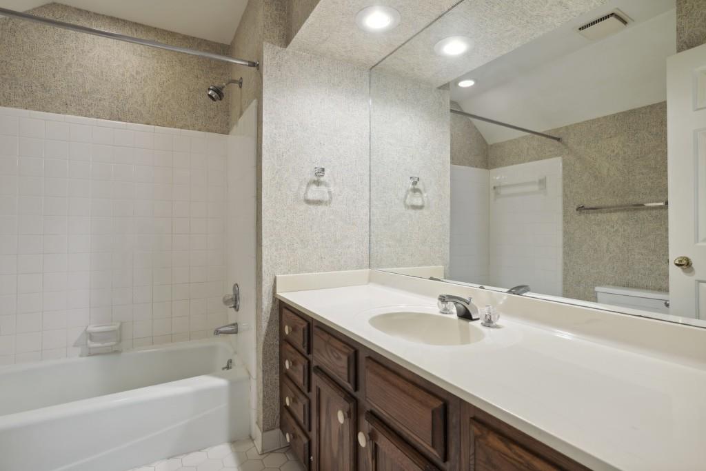 7460 Talbot Colony, Sandy Springs, Georgia 30328, 3 Bedrooms Bedrooms, ,3 BathroomsBathrooms,Residential,For Sale,7460 Talbot Colony,7329607