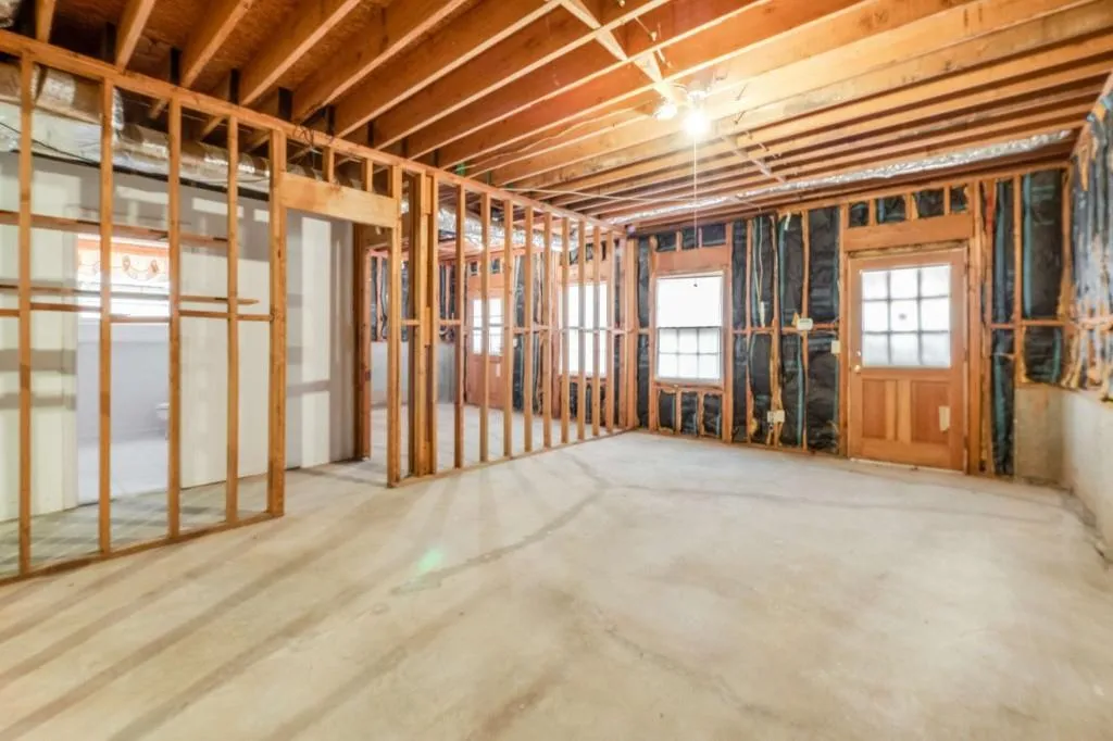 5000 Willow Bluff Drive, Sandy Springs, Georgia 30350, 4 Bedrooms Bedrooms, ,4 BathroomsBathrooms,Residential,Sold,5000 Willow Bluff Drive,7139571