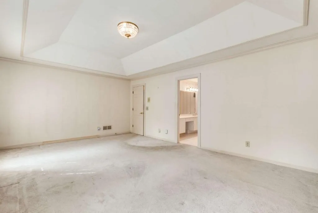 5000 Willow Bluff Drive, Sandy Springs, Georgia 30350, 4 Bedrooms Bedrooms, ,4 BathroomsBathrooms,Residential,Sold,5000 Willow Bluff Drive,7139571