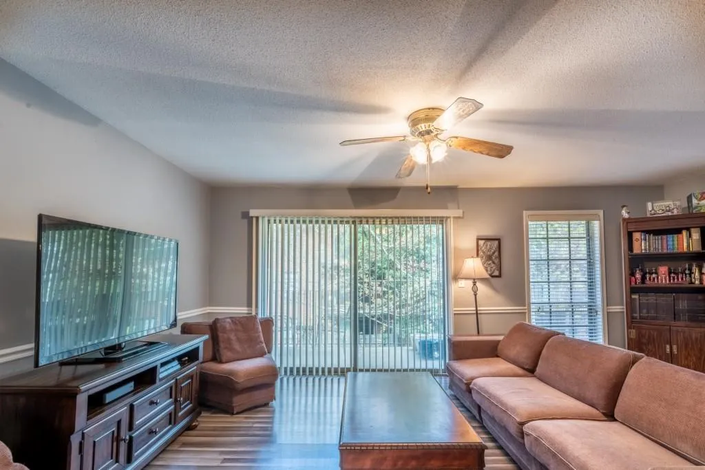 6851 Roswell Road Unit F-35, Sandy Springs, Georgia 30328, 2 Bedrooms Bedrooms, ,2 BathroomsBathrooms,Residential,Sold,6851 Roswell Road Unit F-35,7031844