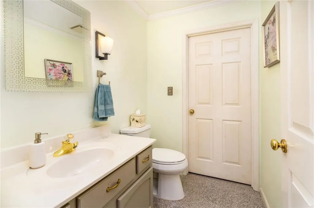 277 The South Chace Unit 277, Atlanta, Georgia 30328, 3 Bedrooms Bedrooms, ,2 BathroomsBathrooms,Residential,Sold,277 The South Chace Unit 277,6886165