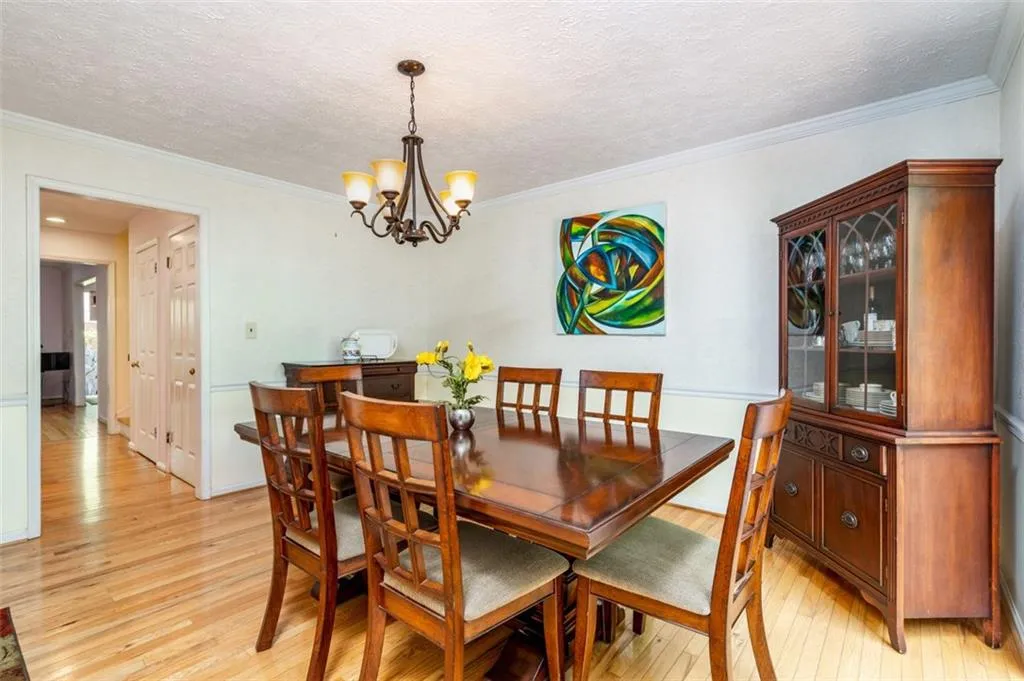 277 The South Chace Unit 277, Atlanta, Georgia 30328, 3 Bedrooms Bedrooms, ,2 BathroomsBathrooms,Residential,Sold,277 The South Chace Unit 277,6886165