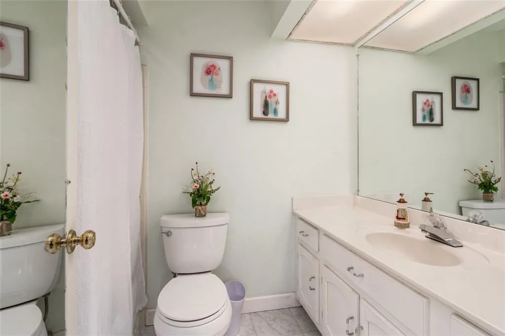 277 The South Chace Unit 277, Atlanta, Georgia 30328, 3 Bedrooms Bedrooms, ,2 BathroomsBathrooms,Residential,Sold,277 The South Chace Unit 277,6886165