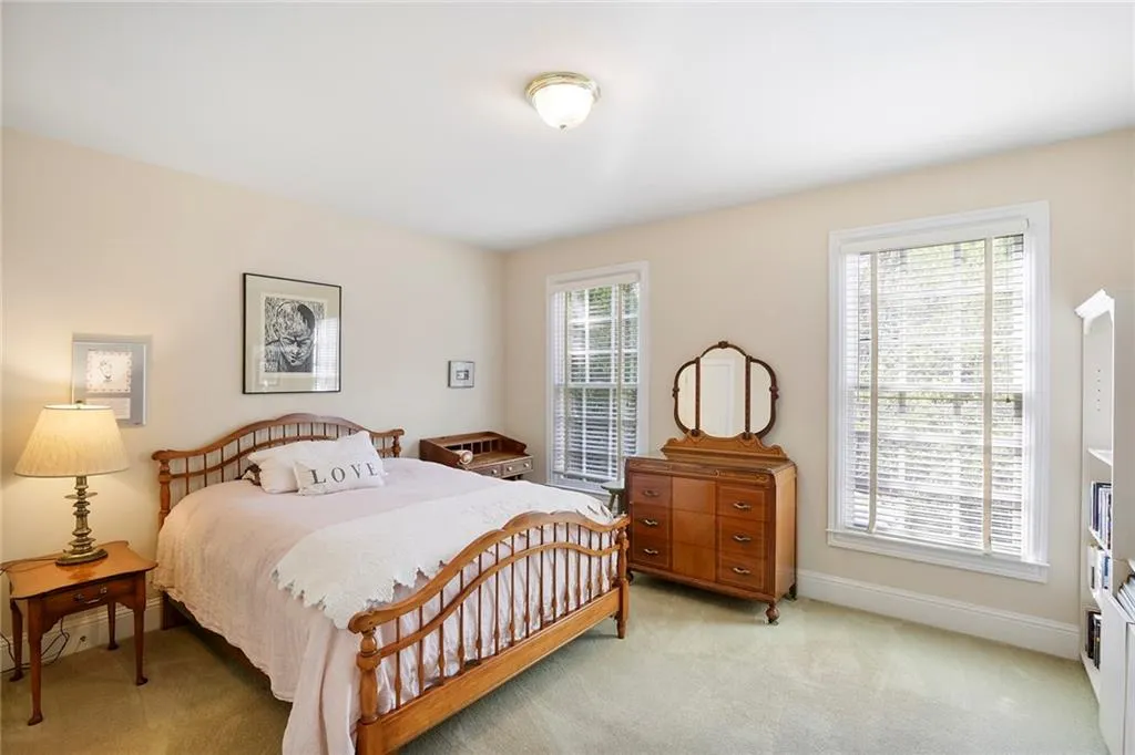 3503 Greenwood Close, Sandy Springs, Georgia 30319, 5 Bedrooms Bedrooms, ,5 BathroomsBathrooms,Residential,Sold,3503 Greenwood Close,7196327