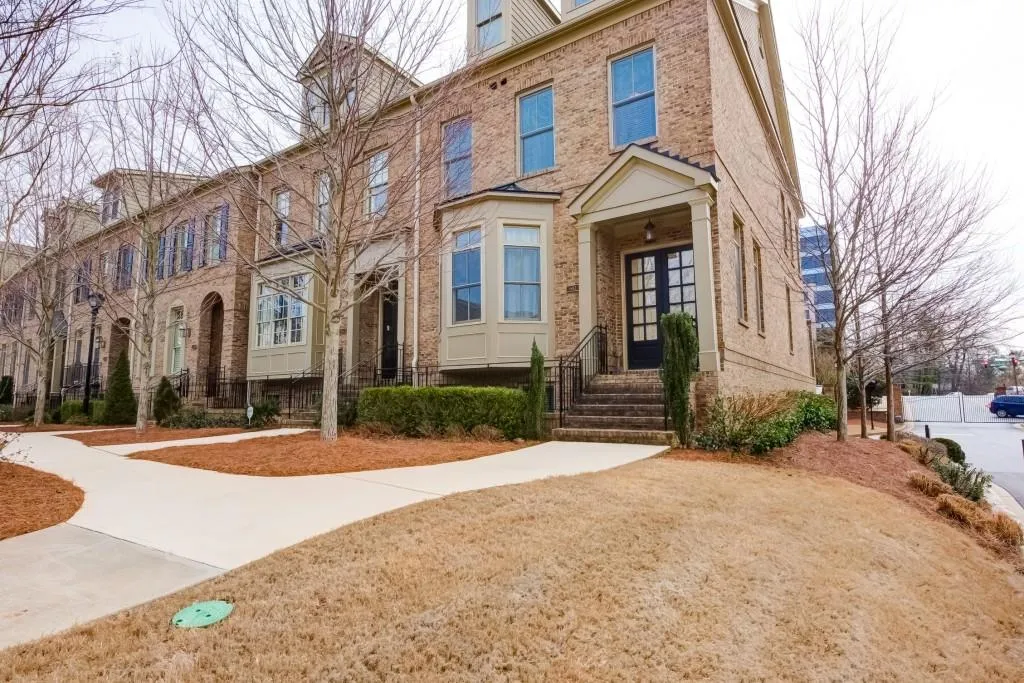 682 Lockton Place Unit 682, Sandy Springs, Georgia 30342, 4 Bedrooms Bedrooms, ,4 BathroomsBathrooms,Residential,Sold,682 Lockton Place Unit 682,5657863