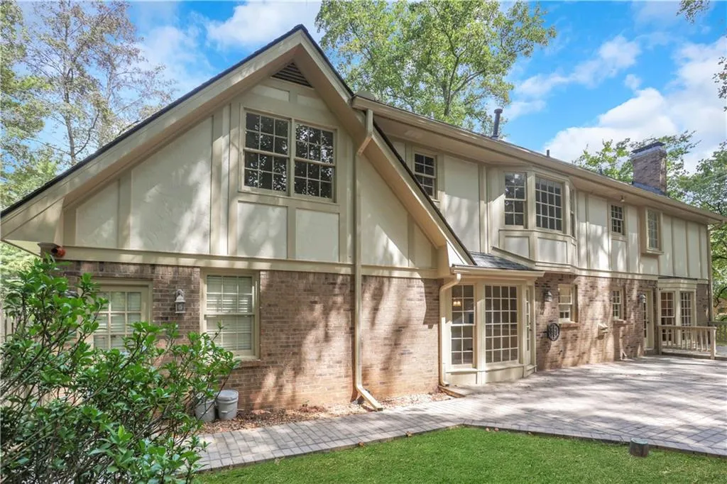 7590 Hunters Woods Drive, Sandy Springs, Georgia 30350, 4 Bedrooms Bedrooms, ,3 BathroomsBathrooms,Residential,Sold,7590 Hunters Woods Drive,7451860 7590 Hunters Woods Drive, Sandy Springs, Georgia 30350, 4 Bedrooms Bedrooms, ,3 BathroomsBathrooms,Residential,Sold,7590 Hunters Woods Drive,7451860