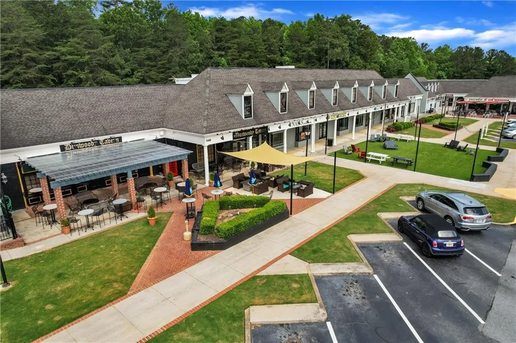 Shops of Dunwoody Shops of Dunwoody