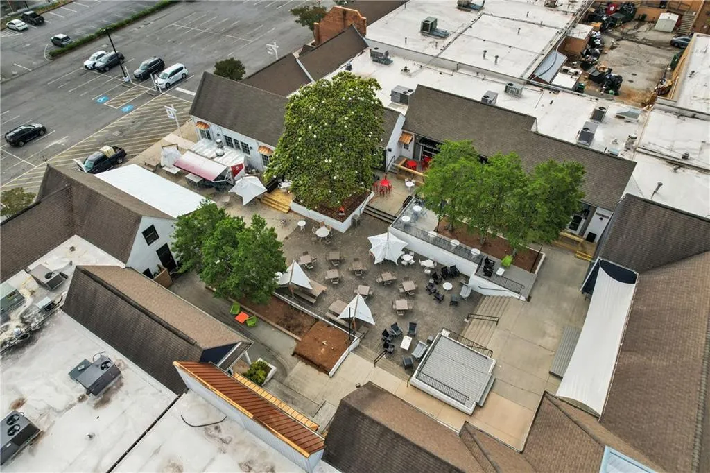 Dunwoody Village Dunwoody Village