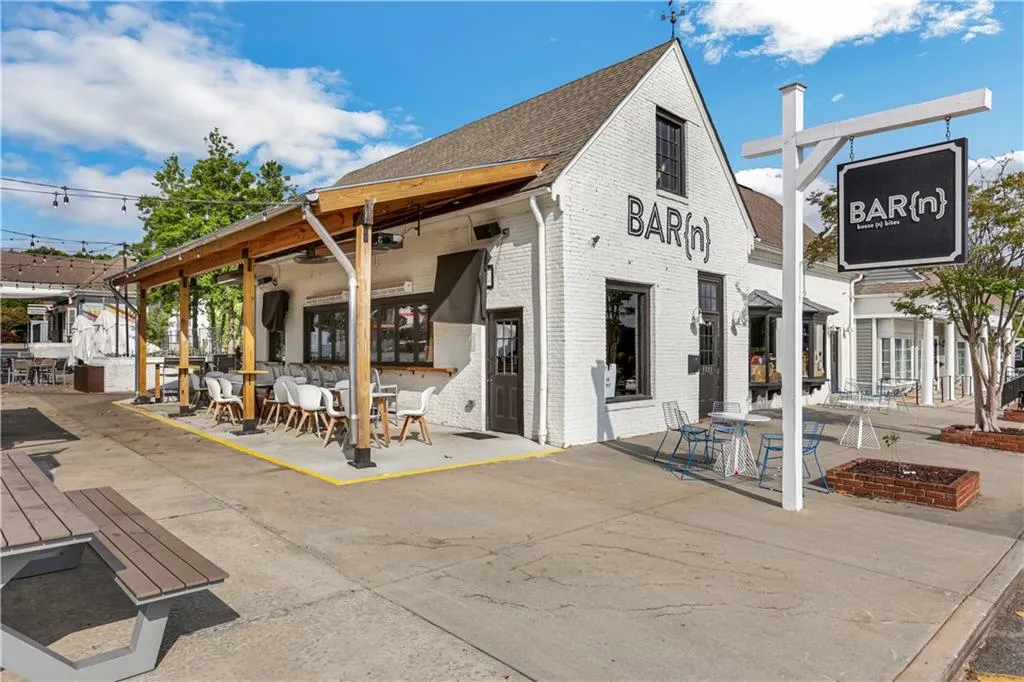 Dunwoody Village Dunwoody Village