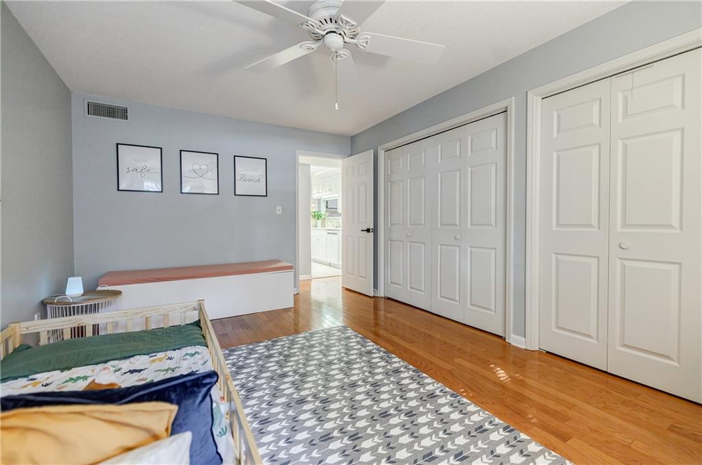 913 Garden Court, Sandy Springs, Georgia 30328, 2 Bedrooms Bedrooms, ,2 BathroomsBathrooms,Residential,Sold,913 Garden Court,7284862
