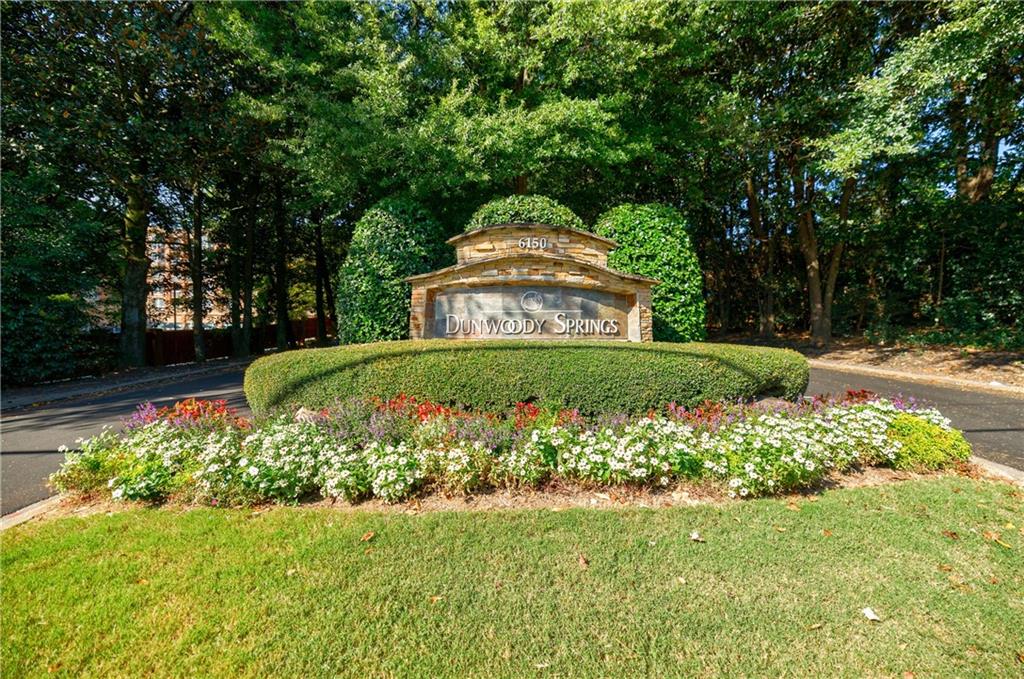 913 Garden Court, Sandy Springs, Georgia 30328, 2 Bedrooms Bedrooms, ,2 BathroomsBathrooms,Residential,Sold,913 Garden Court,7284862
