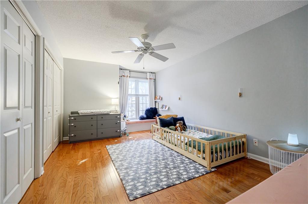 913 Garden Court, Sandy Springs, Georgia 30328, 2 Bedrooms Bedrooms, ,2 BathroomsBathrooms,Residential,Sold,913 Garden Court,7284862