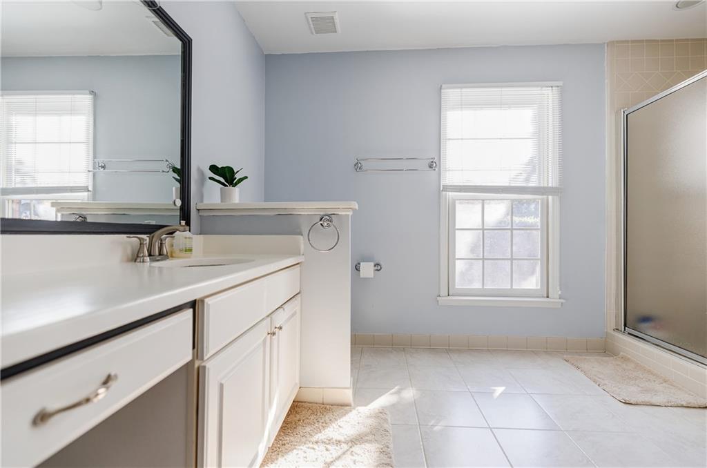 913 Garden Court, Sandy Springs, Georgia 30328, 2 Bedrooms Bedrooms, ,2 BathroomsBathrooms,Residential,Sold,913 Garden Court,7284862
