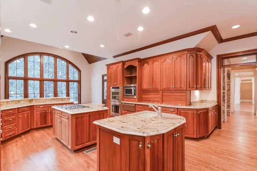 115 Green Falls Point, Sandy Springs, Georgia 30350, 6 Bedrooms Bedrooms, ,5 BathroomsBathrooms,Residential,Sold,115 Green Falls Point,5658574