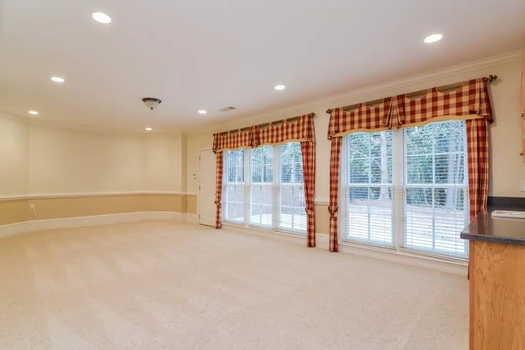 115 Green Falls Point, Sandy Springs, Georgia 30350, 6 Bedrooms Bedrooms, ,5 BathroomsBathrooms,Residential,Sold,115 Green Falls Point,5658574