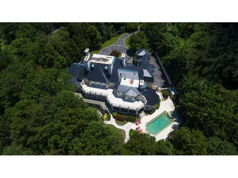 125 Wilderbluff Court, Sandy Springs, Georgia 30328, 6 Bedrooms Bedrooms, ,6 BathroomsBathrooms,Residential,Sold,125 Wilderbluff Court,5928654