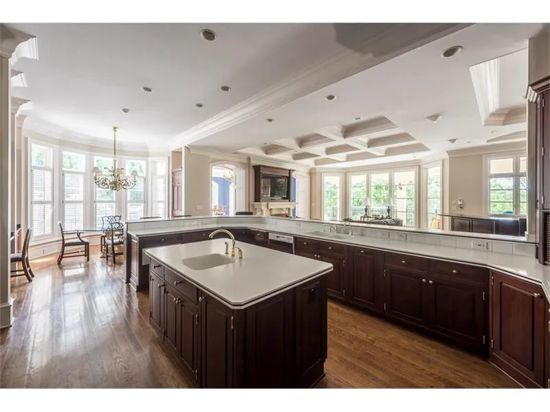 125 Wilderbluff Court, Sandy Springs, Georgia 30328, 6 Bedrooms Bedrooms, ,6 BathroomsBathrooms,Residential,Sold,125 Wilderbluff Court,5928654