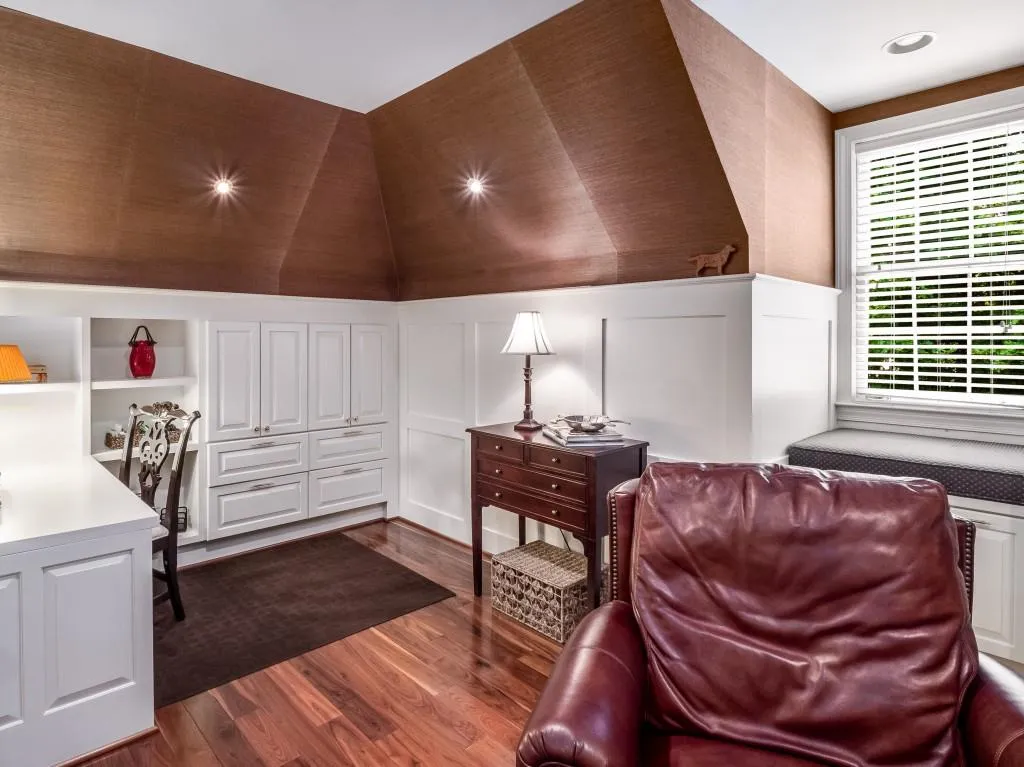 815 Marseilles Drive, Sandy Springs, Georgia 30327, 5 Bedrooms Bedrooms, ,4 BathroomsBathrooms,Residential,Sold,815 Marseilles Drive,7239825