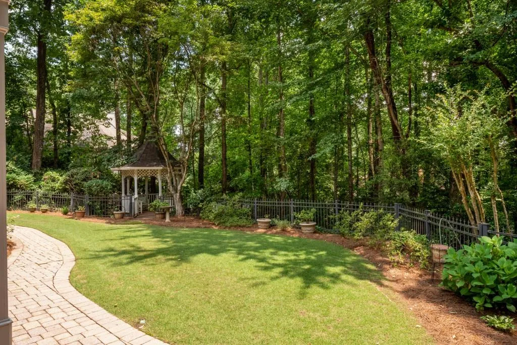 815 Marseilles Drive, Sandy Springs, Georgia 30327, 5 Bedrooms Bedrooms, ,4 BathroomsBathrooms,Residential,Sold,815 Marseilles Drive,7239825