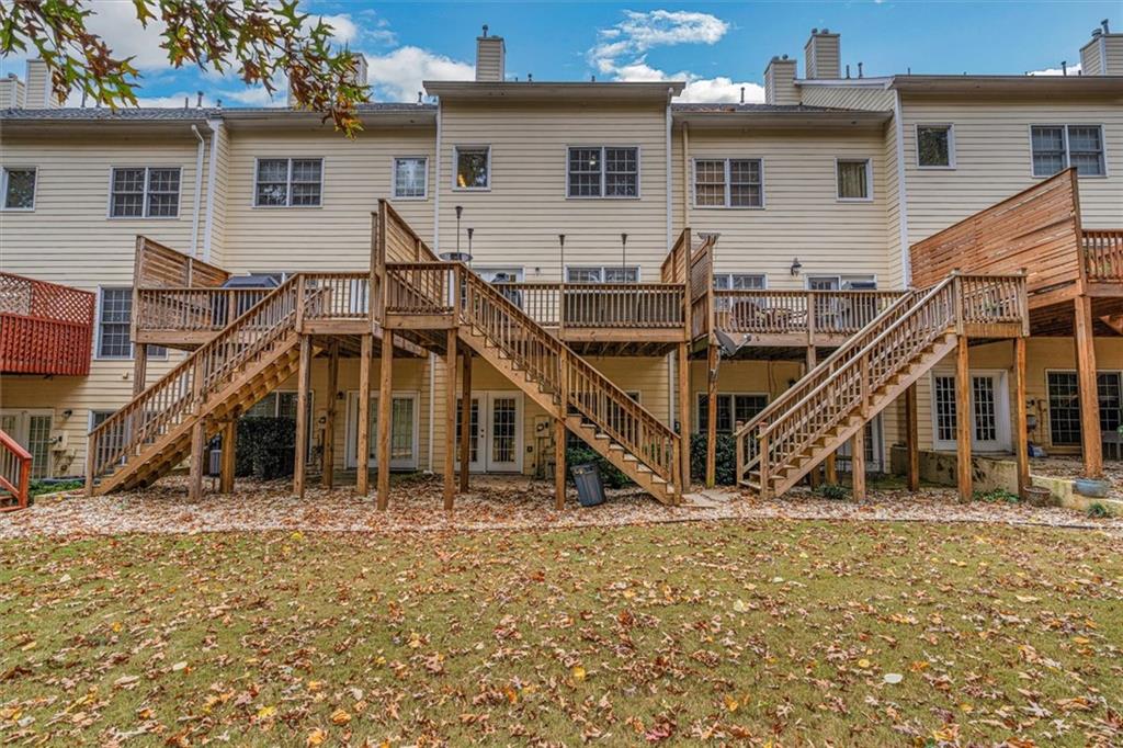 1200 Wing Street Unit 15, Sandy Springs, Georgia 30350, 3 Bedrooms Bedrooms, ,3 BathroomsBathrooms,Residential,Sold,1200 Wing Street Unit 15,7298320