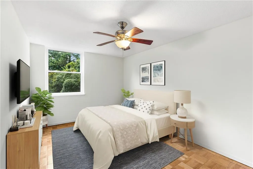 Secondary bedroom is an equally good size (photo virtually staged)