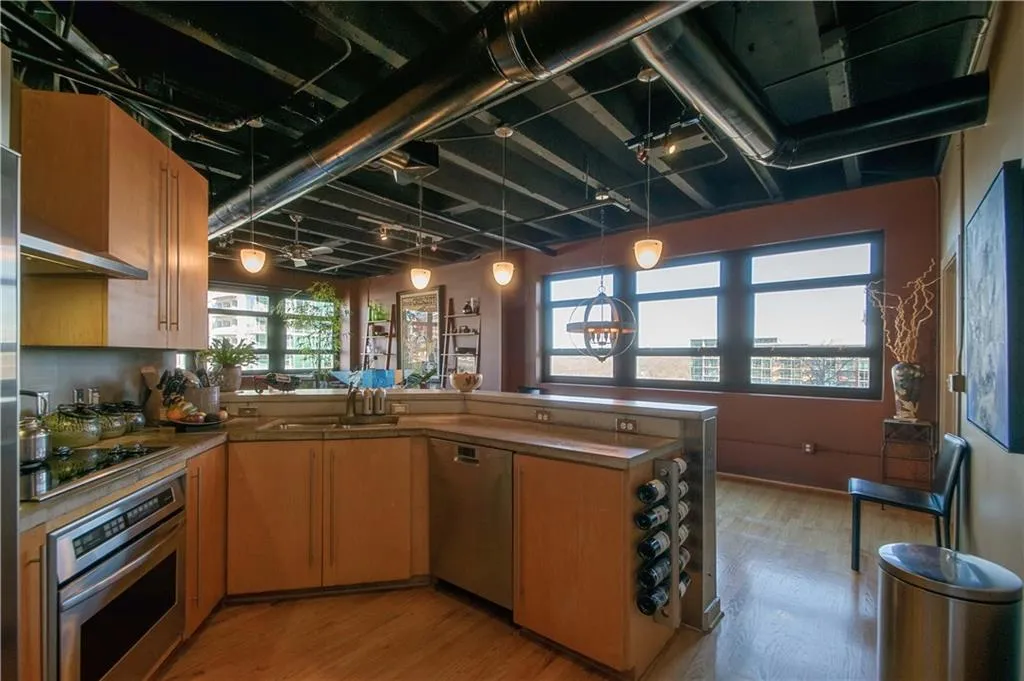 878 Peachtree Street Ne Unit 608, Atlanta, Georgia 30309, 2 Bedrooms Bedrooms, ,2 BathroomsBathrooms,Residential,Sold,878 Peachtree Street Ne Unit 608,5964549