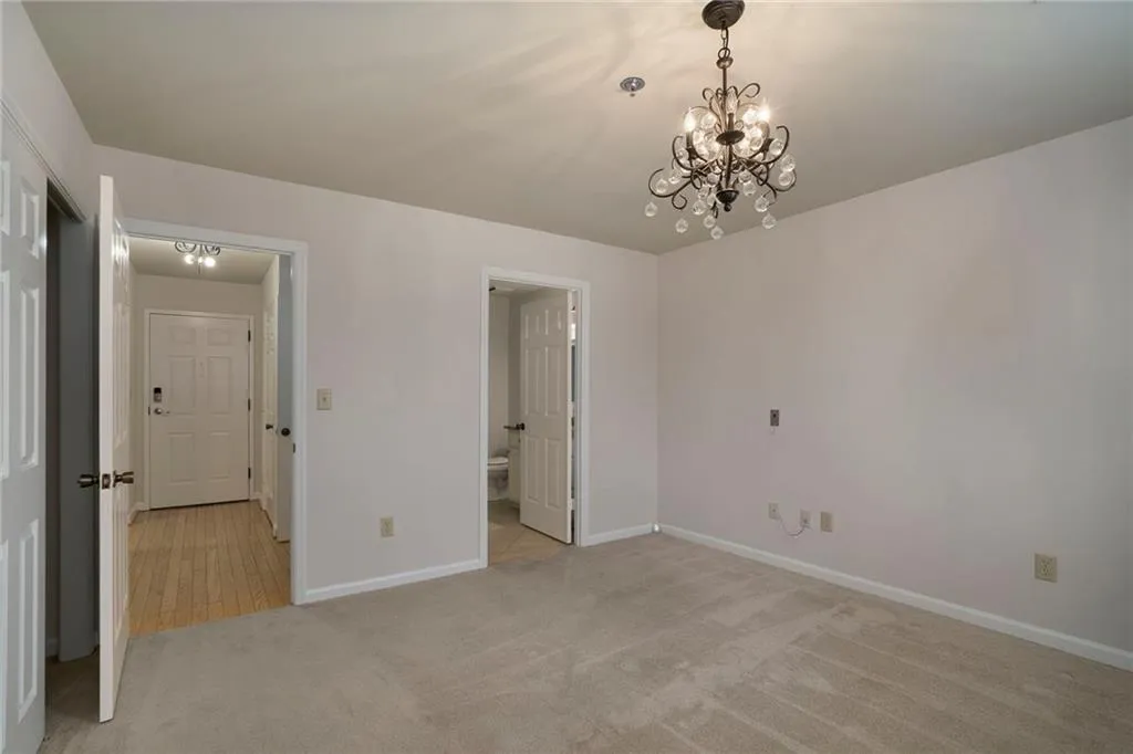 300 Johnson Ferry Road NE Unit A510, Sandy Springs, Georgia 30328, 1 Bedroom Bedrooms, ,1 BathroomBathrooms,Residential,Sold,300 Johnson Ferry Road NE Unit A510,7342018