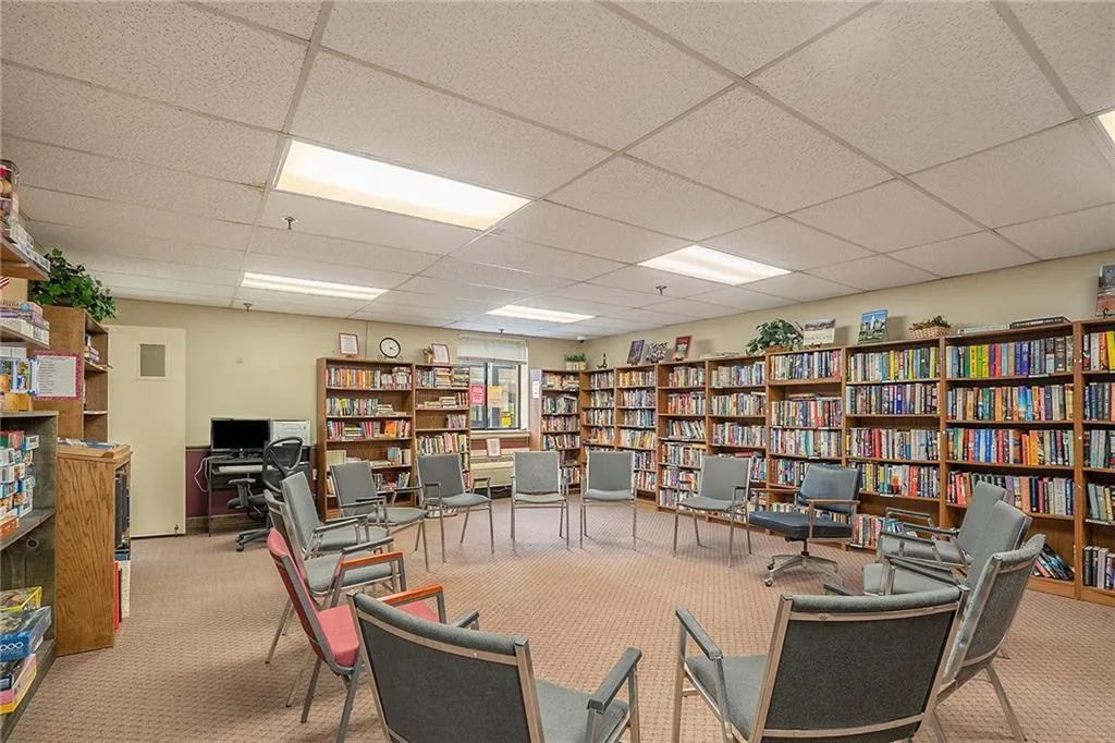 Mt Vernon Towers Library