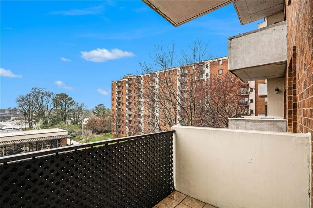 Look over the ledge to see the swimming pool below.