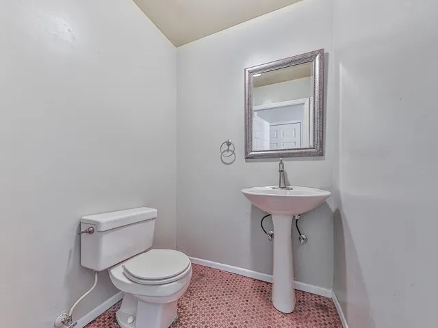 1170