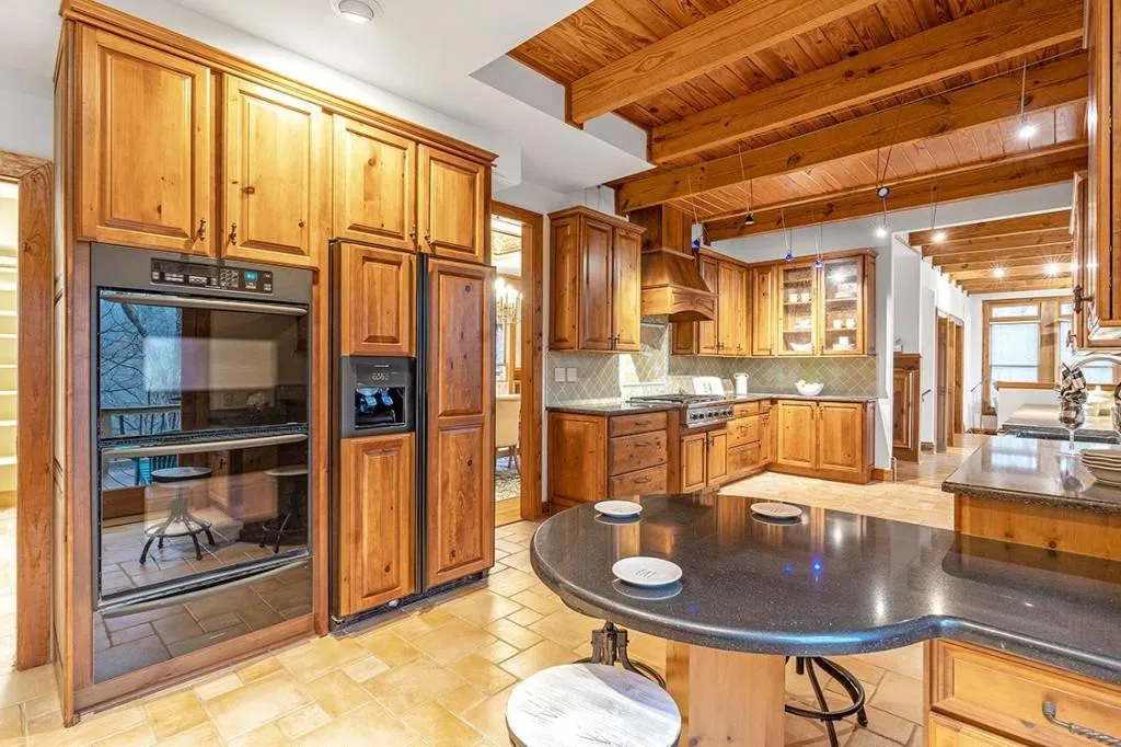 435 Stone Mill Trail, Sandy Springs, Georgia 30328, 4 Bedrooms Bedrooms, ,3 BathroomsBathrooms,Residential,Sold,435 Stone Mill Trail,7020406