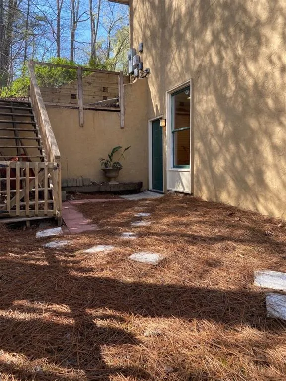 435 Stone Mill Trail, Sandy Springs, Georgia 30328, 4 Bedrooms Bedrooms, ,3 BathroomsBathrooms,Residential,Sold,435 Stone Mill Trail,7020406