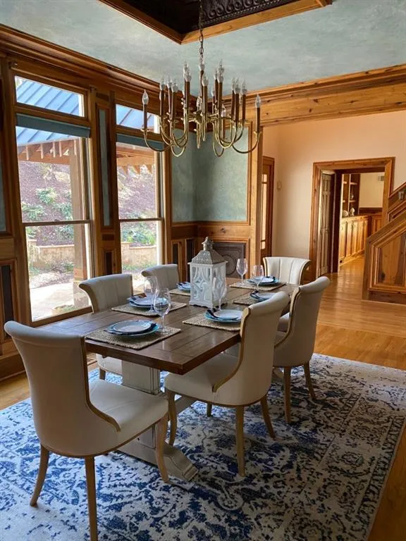 435 Stone Mill Trail, Sandy Springs, Georgia 30328, 4 Bedrooms Bedrooms, ,3 BathroomsBathrooms,Residential,Sold,435 Stone Mill Trail,7020406